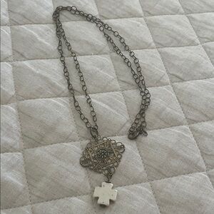 Beautiful Vintage Look Necklace